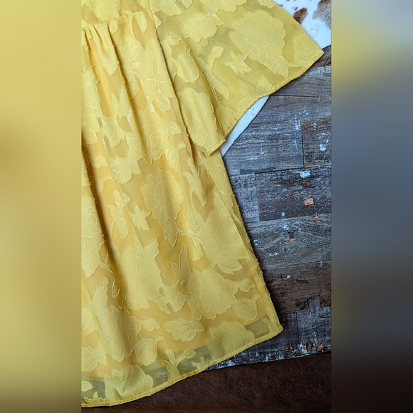 Mustard Yellow Lace With Lining Ruffled Blouse W Keyhole Opening in Back - Picture 5 of 15